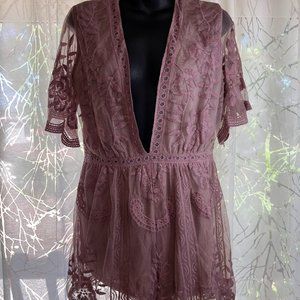 Honey Punch Short Romper - Size Large